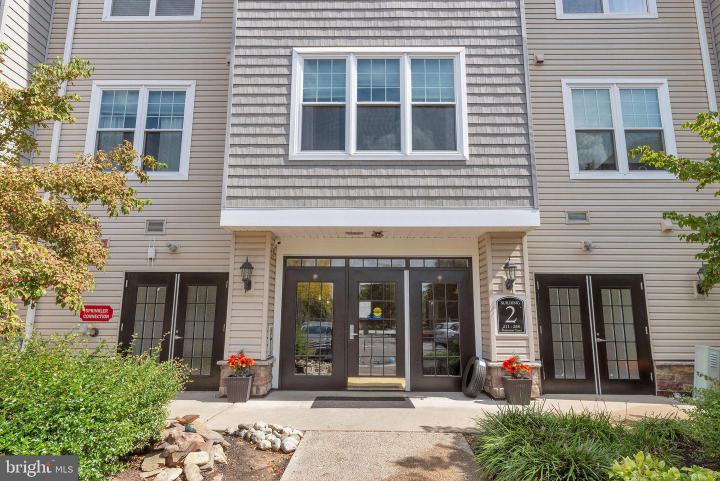 Photo of 222 Masterson Court, Ewing NJ