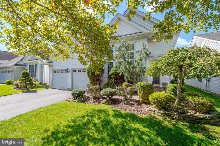 Photo of 125 Einstein Way, Cranbury NJ