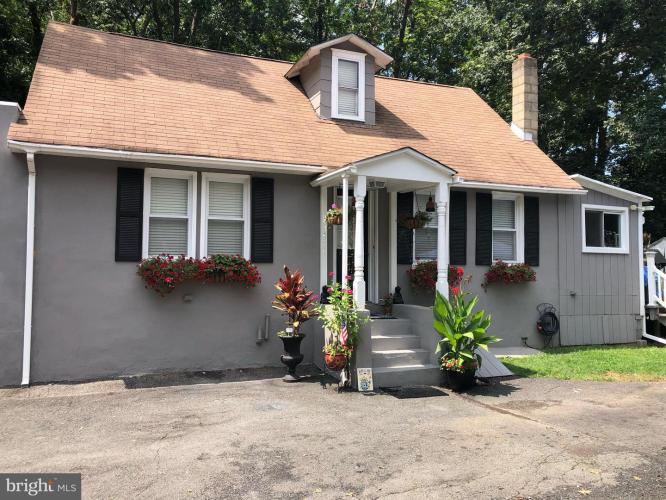 Photo of 241 Roseland Avenue, Trenton NJ