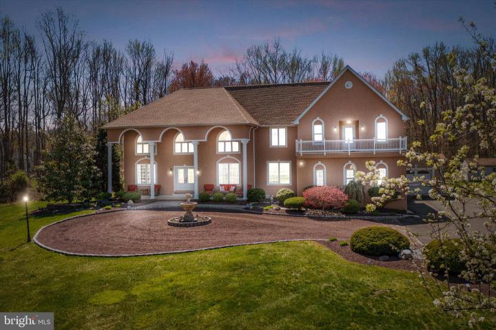 Photo of 360 Gordon Road, Robbinsville NJ