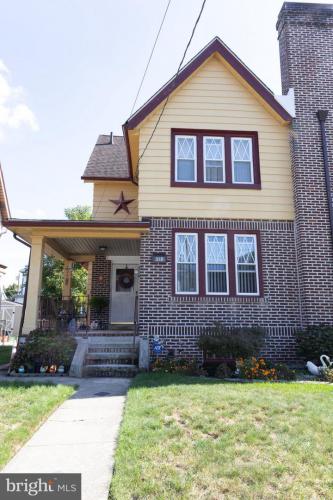 Photo of 318 Beechwood Avenue