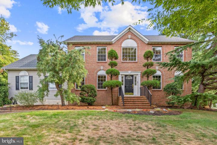 Photo of 3 Sara Drive, Robbinsville NJ