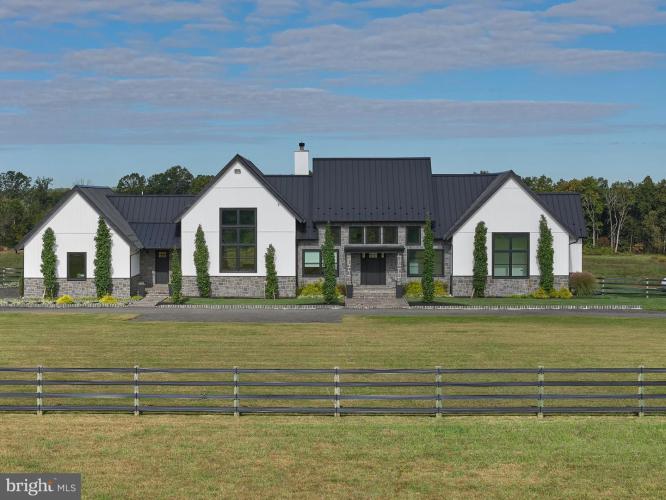 Photo of 101 Harbourton Woodsville Road