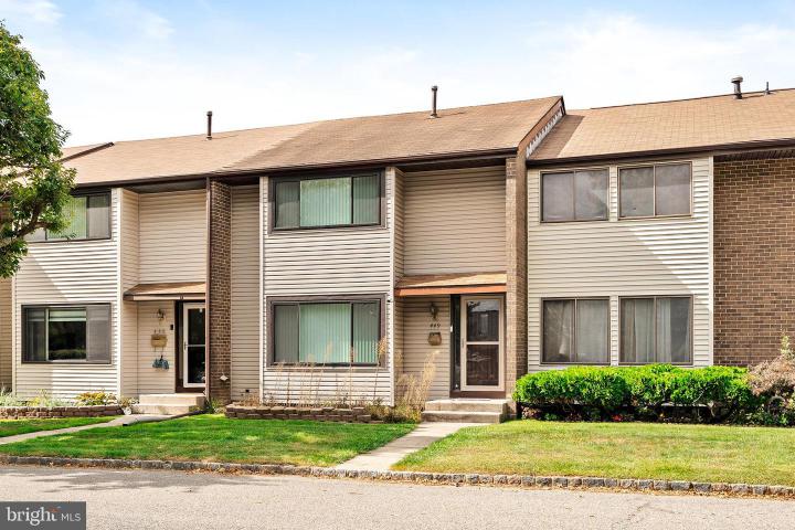 Photo of 449 Livingston Drive, Hightstown NJ