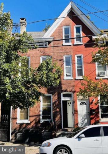 Photo of 186 W Hanover Street, Trenton NJ