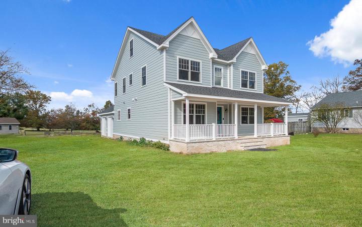 Photo of 212 Ingleside Avenue