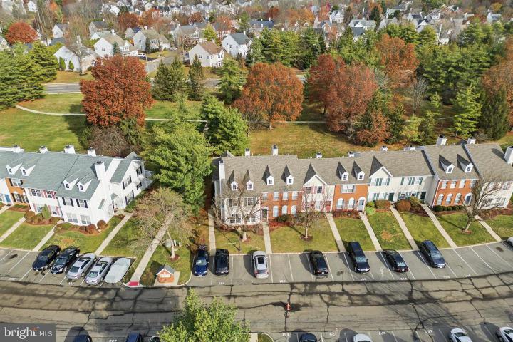 Photo of 164 Shrewsbury Court, Pennington NJ