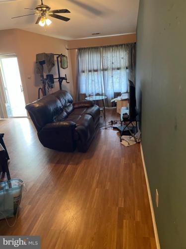 Photo of 336 Walden Circle, Robbinsville NJ