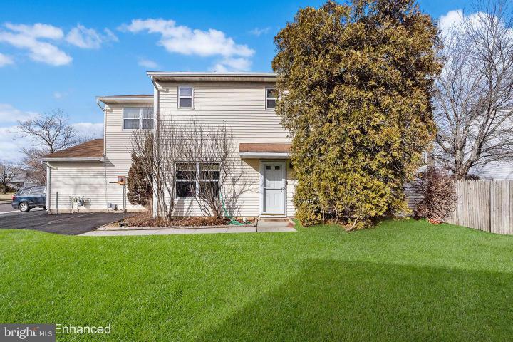 Photo of 17 Vintage Drive