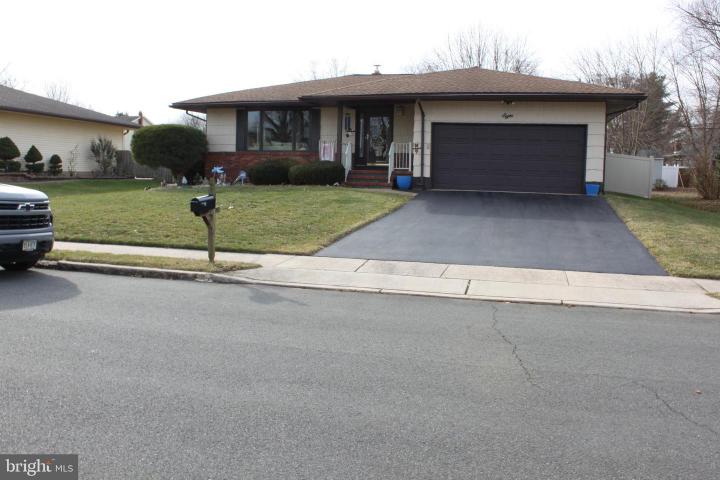 Photo of 8 Mint Leaf Drive