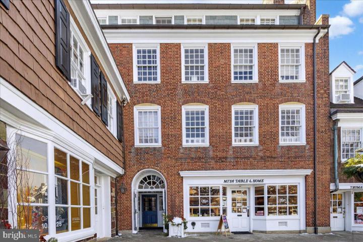 Photo of 25 Palmer Square E