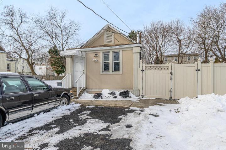Photo of 131 Stokes Avenue
