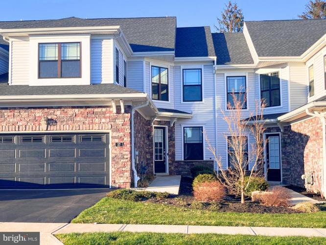 Photo of 27 Birdie Way, Lawrence Township NJ