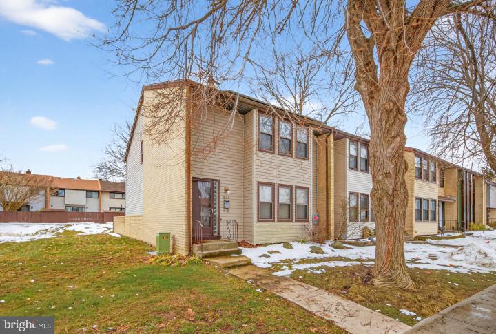 Photo of 525 Fairfield Road