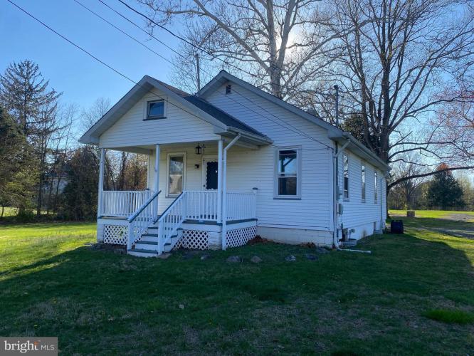 Photo of 4371 Crosswicks Hamilton Square Rd