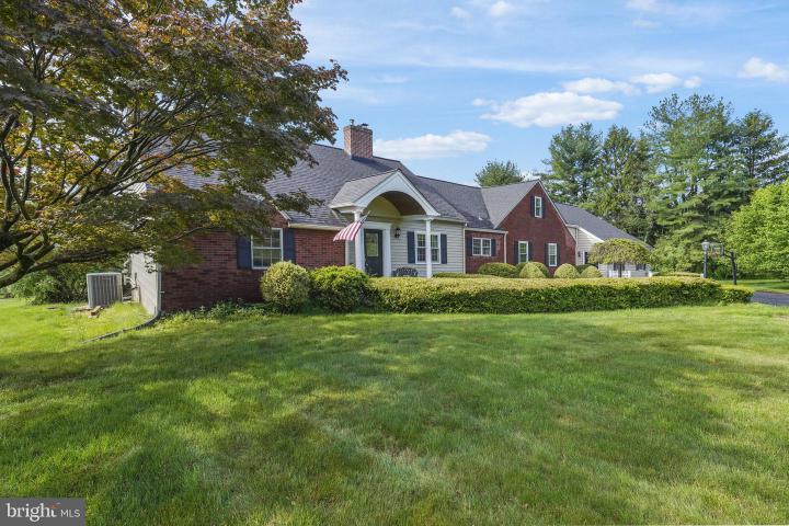 Photo of 50 Harbourton Woodsville Road