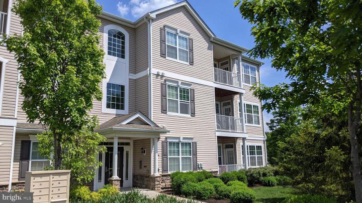 Photo of 627 Timberlake Drive