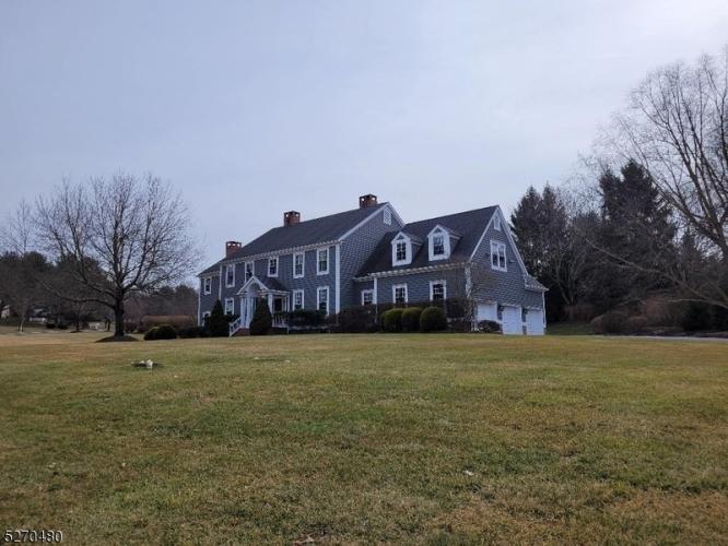 Photo of 11 Chesterfield Drive, Chester NJ