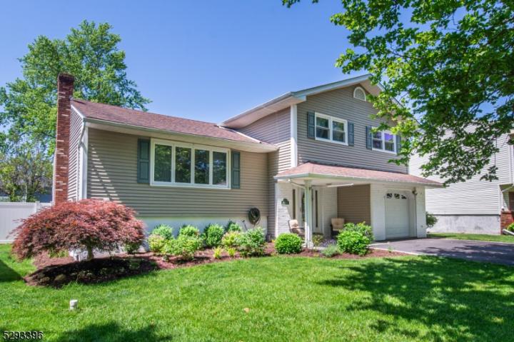 Photo of 7 Wolf Place, Parsippany Troy Hills NJ