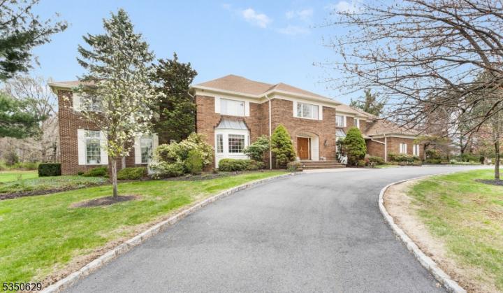 Photo of 4 Ascot Lane, Mendham NJ