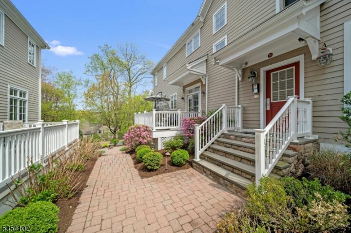 Photo of 58 Chestnut Street 1, Morristown Town NJ