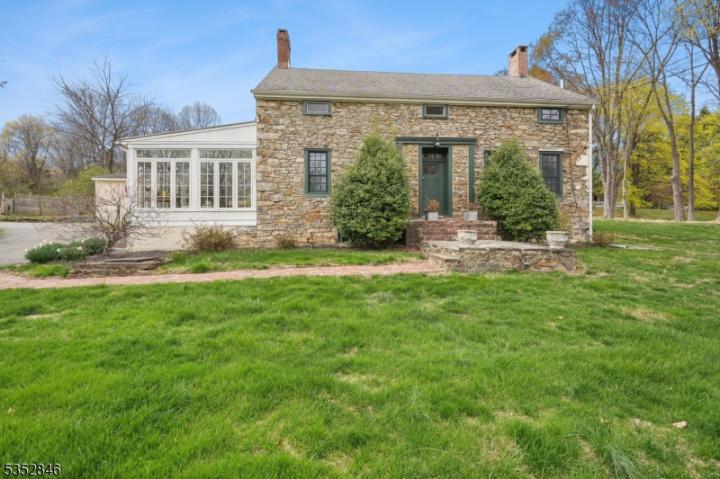 Photo of 30 Parker Road, Chester NJ