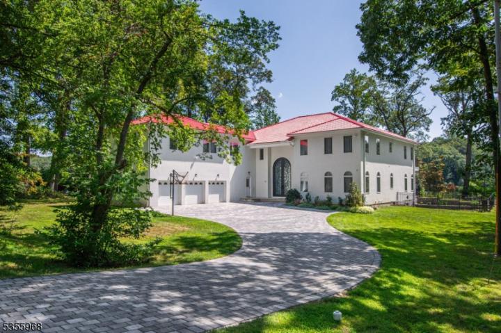 Photo of 34 W Shore Road, Mountain Lakes NJ
