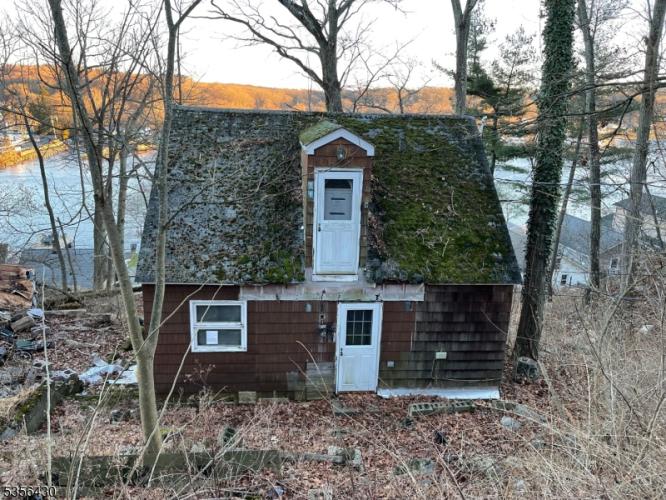 Photo of 34 Iowa Avenue, Jefferson NJ