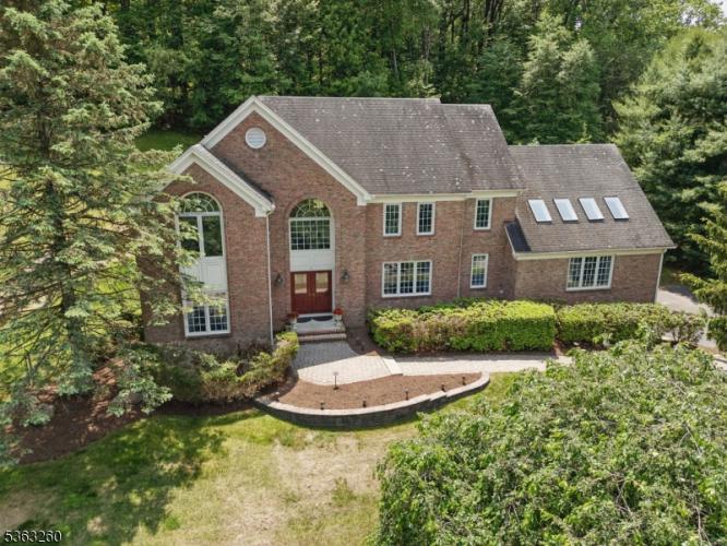 Photo of 18 Rosewood Lane, Denville NJ