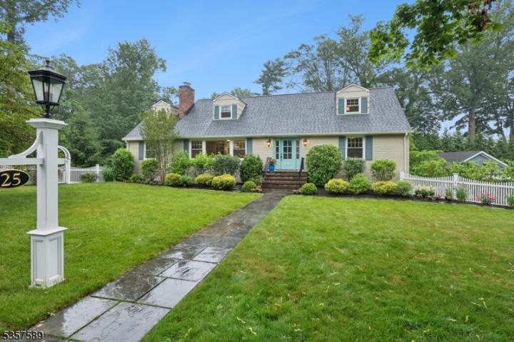 Photo of 25 Woodcliff Drive, Madison NJ