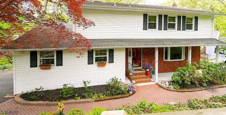 Photo of 23 Horizon Drive Na, Roxbury NJ