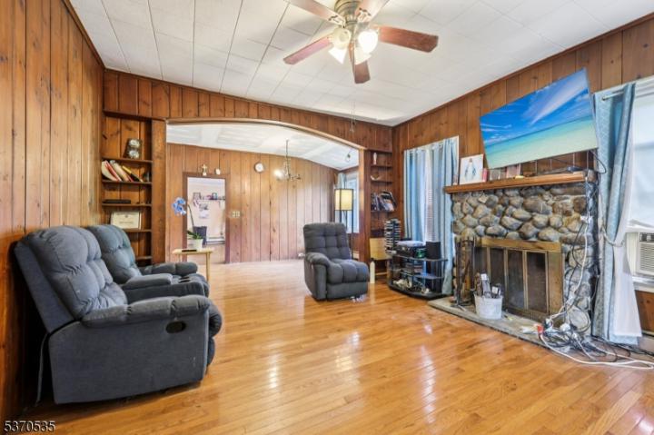 Photo of 101 Seminole Avenue, Lincoln Park NJ