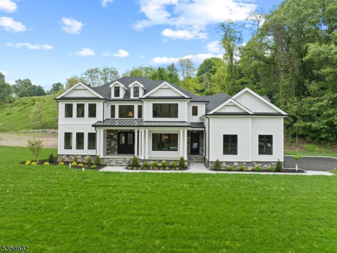 Photo of 1 Hilbert Court, Montville NJ