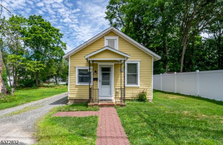 Photo of 4 Spring Street, Mount Olive NJ
