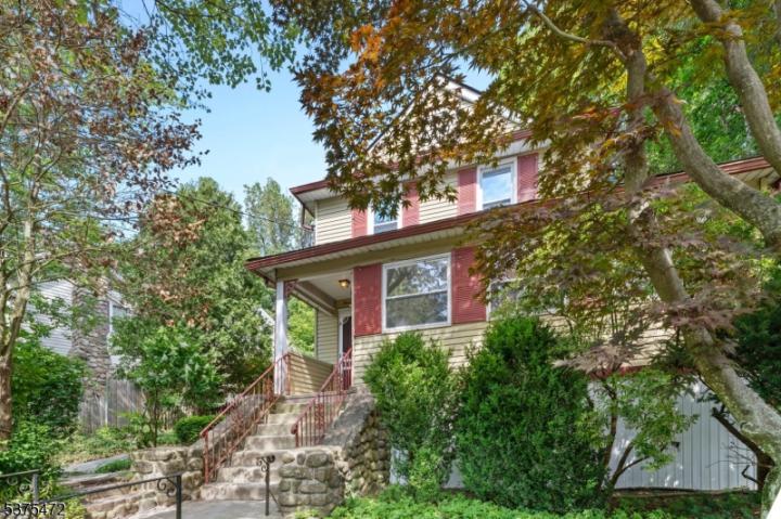 Photo of 368 Howard Boulevard