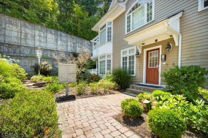 Photo of 60 Chestnut Street 2, Morristown Town NJ
