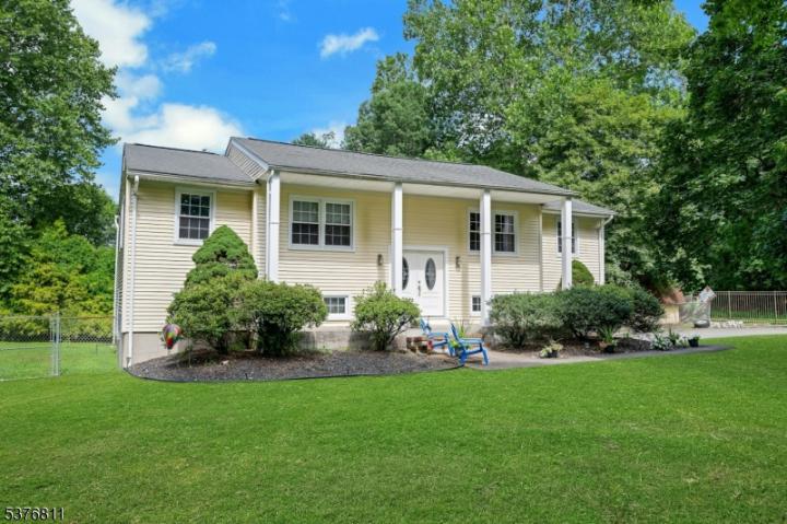 Photo of 26 Meslar Road, Morris NJ