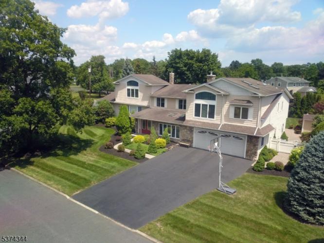 Photo of 5 Robert Place, Pequannock NJ
