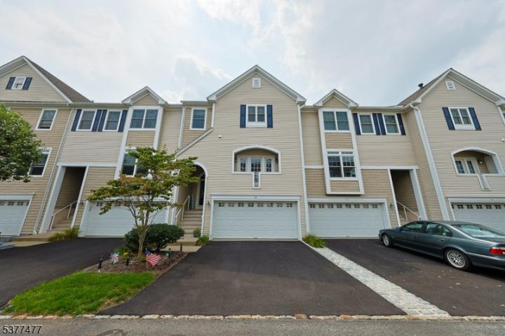 Photo of 28 Lakeshore Drive, Mount Arlington NJ