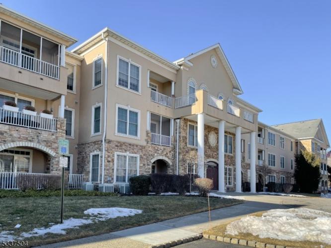 Photo of 204 Cleveland Lane, Rockaway NJ