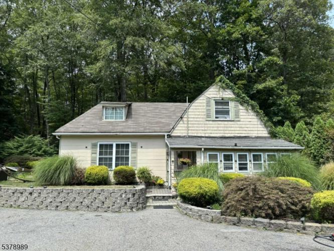 Photo of 5 Old Gormley Lane, Kinnelon NJ