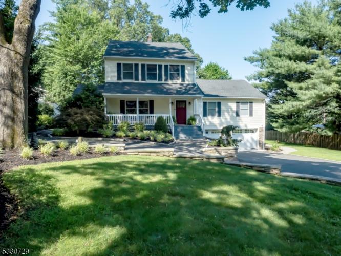 Photo of 26 Youngsters Lane, Long Hill NJ
