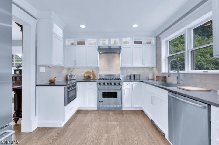 Photo of 25 Glenbrook Road, Morris Plains NJ