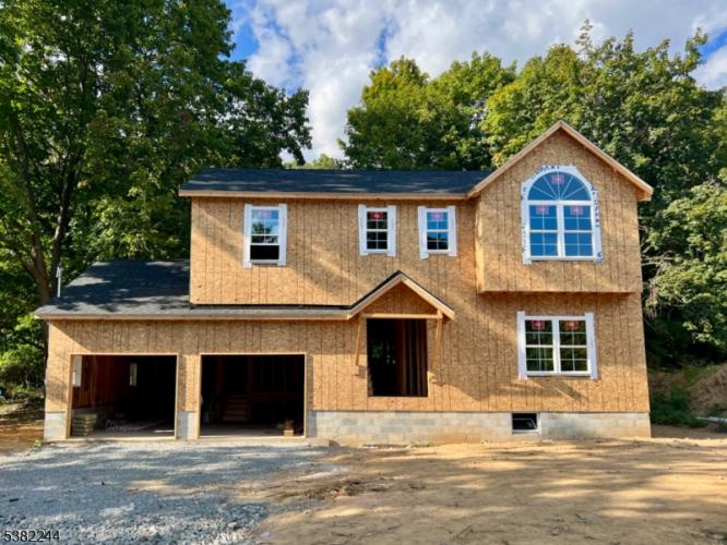 Photo of 63 Hercules Road, Roxbury NJ