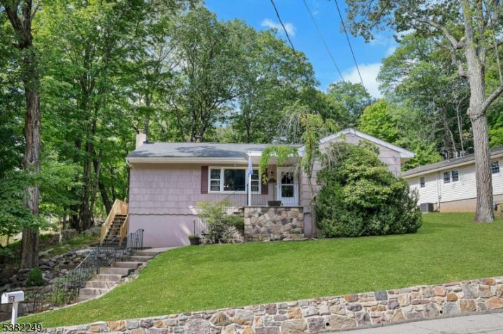 Photo of 178 White Meadow Road, Rockaway NJ