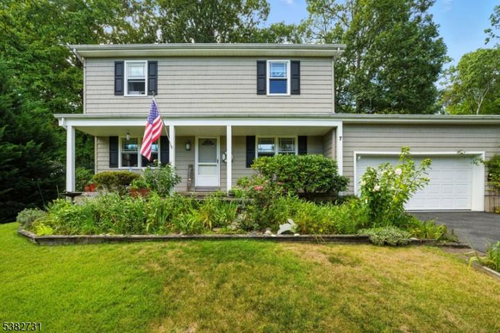 Photo of 7 Shenandoah Cres, Jefferson NJ