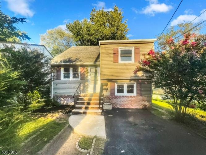 Photo of 260 Everett Road, Parsippany Troy Hills NJ