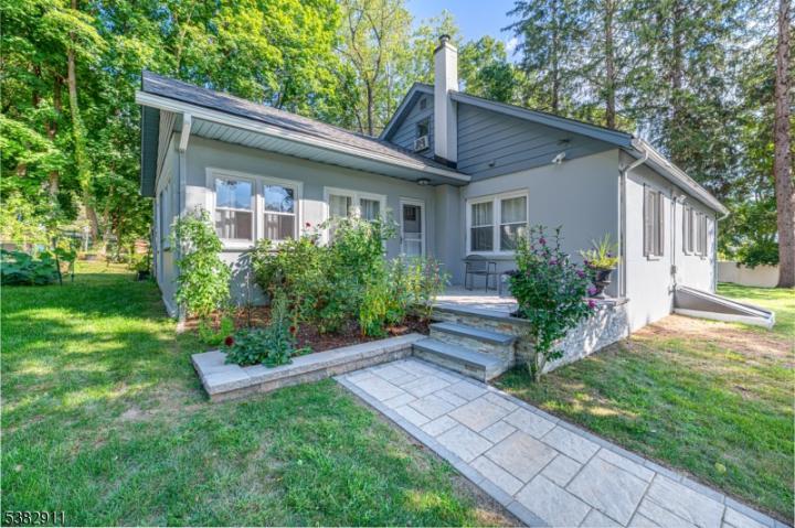 Photo of 7 Sorman Terrace, Randolph NJ