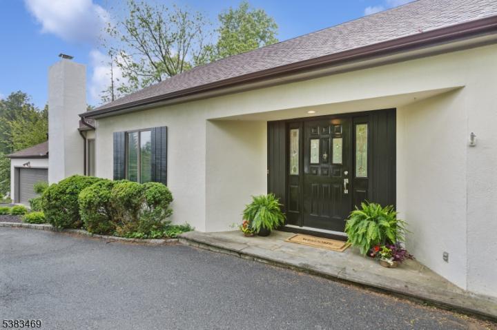 Photo of 25 Buxton Road, Chatham NJ