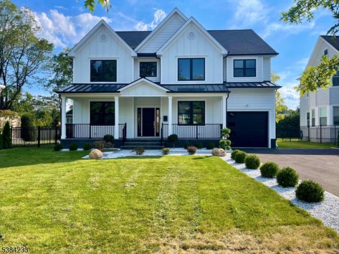 Photo of 352 Woodland Road, Madison NJ